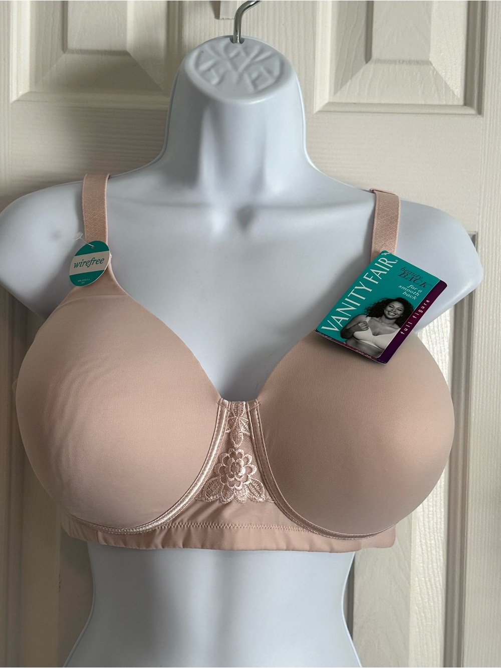 Vanity Fair Soft Wireless T-Shirt Padded Bra with Embroidered Center Sz 38D